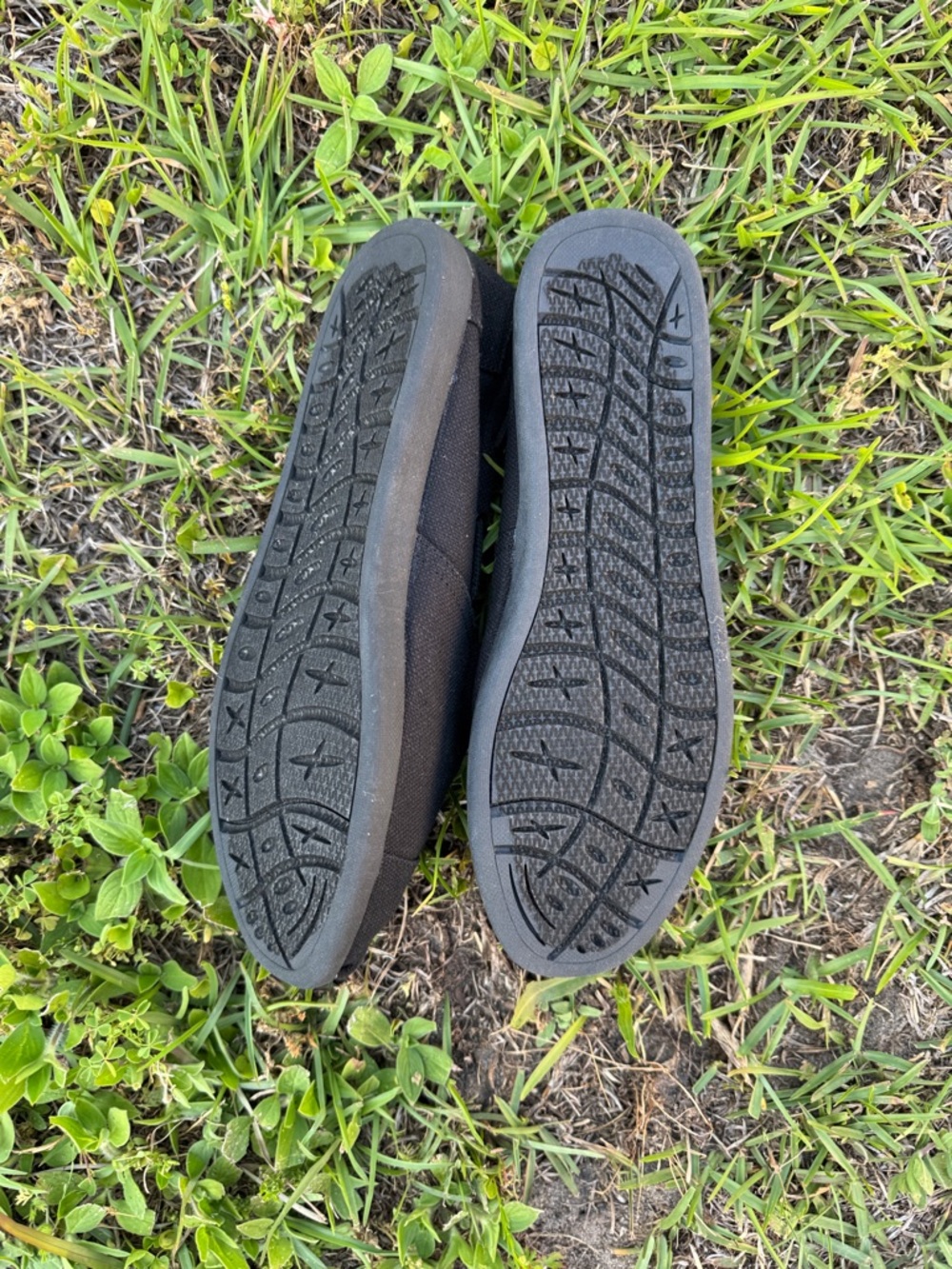 Aloha Island Black Canvas Slip-On Loafers for Women Size 9 Like New Lightweight - Picture 4 of 6